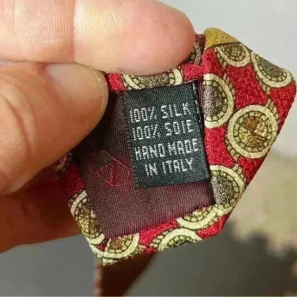 Valentino Silk Tie Red Brown Geometric 60” Handmade In Italy Necktie Work Casual - Picture 5 of 6